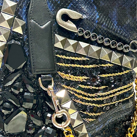 Marc Jacobs Authentic Large Blue/Black Python Embossed Leather Embellished Tote - Picture 7 of 15